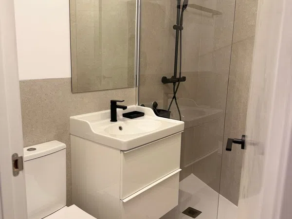 Estudio en avenida Lluís Companys i Jover, 27 - Foto 12