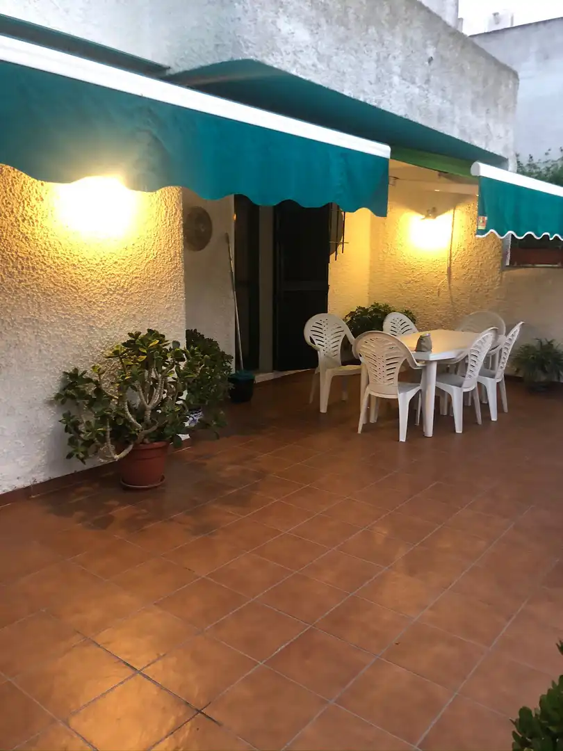 Casa adosada en  Avenida María Auxiliadora 43 - Foto 9