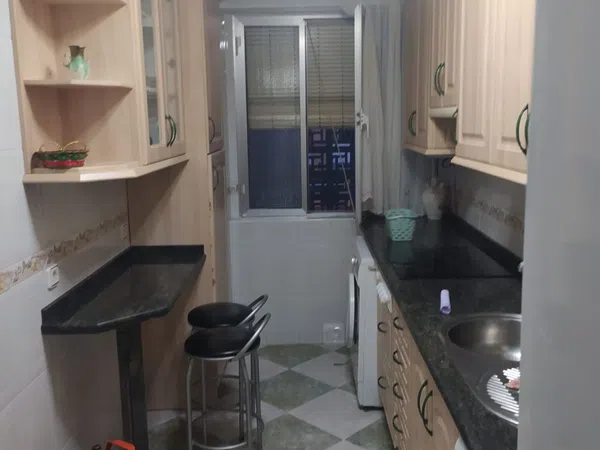 Piso en avenida Ramón y Cajal, 1 - Foto 1