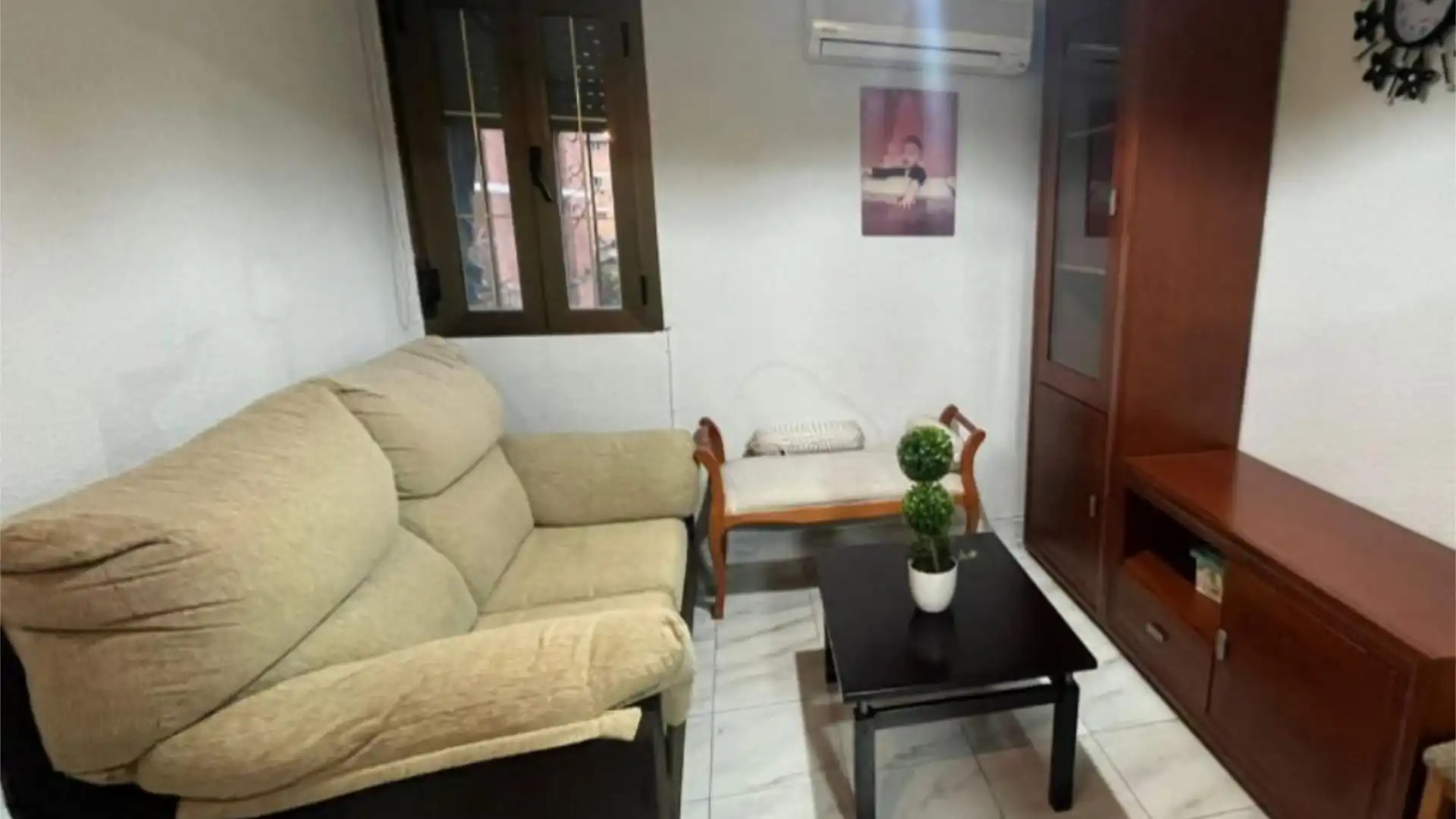 Piso en  Calle Algeciras 15 - Foto 2