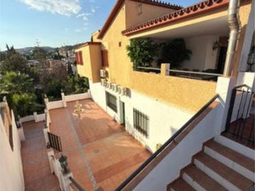 Casa adosada en Nueva Malaga - Foto 2