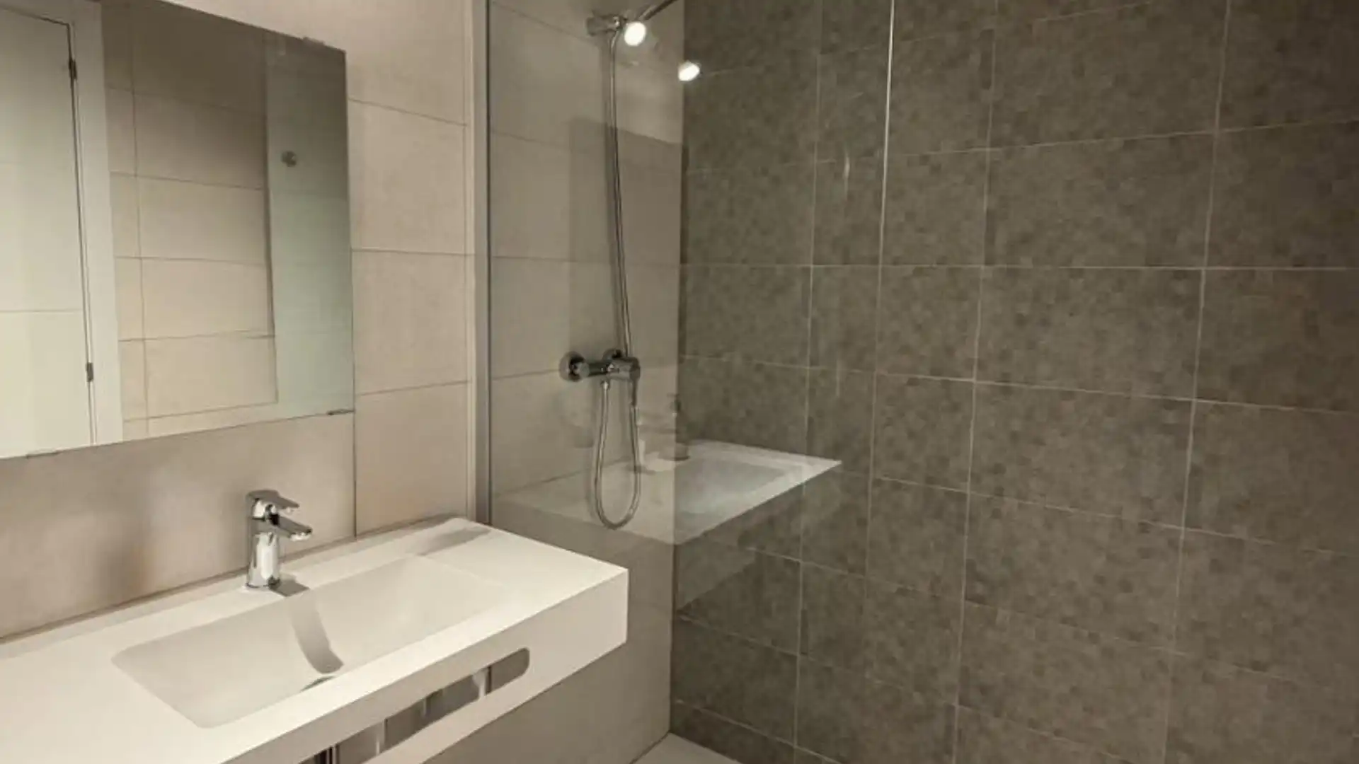 Piso en  Calle Juan de Robles 49 - Foto 18