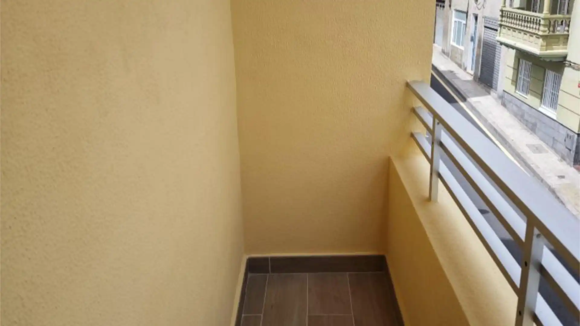 Piso en  Calle de Fernando Primo de Rivera 67 - Foto 16