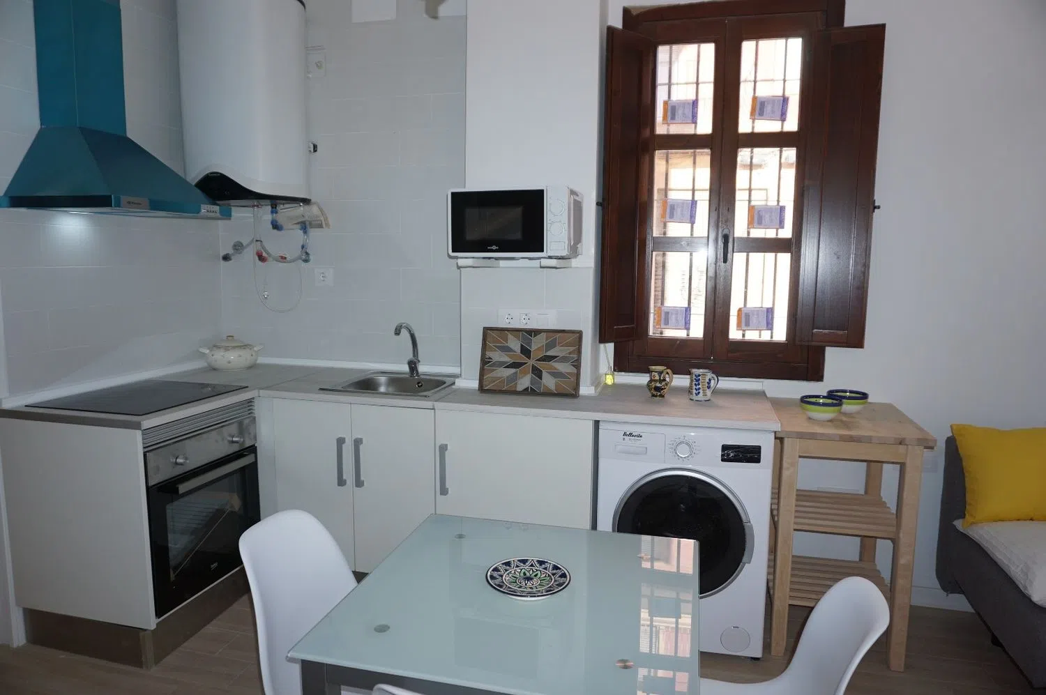Estudio en calle de Vidal de Canelles, 21 - Foto 3