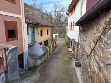 Chalet en Sotiello, Lena, Asturias - Foto 2