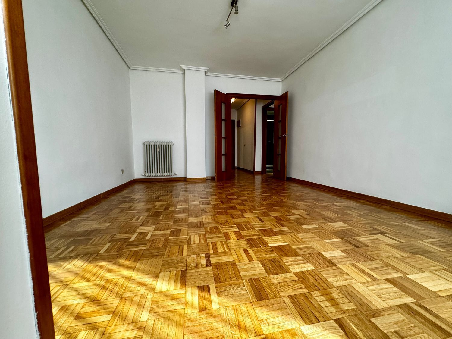 Piso en calle Sánchez Pacheco, 31 - Foto 1