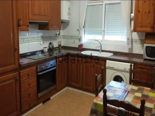 Chalet adosado en Avenida de l'Estany, 15 - Foto 6