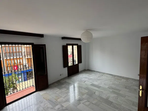 Piso en Plaza de las Carmelitas, 5, Camino Viejo de Málaga - Foto 2