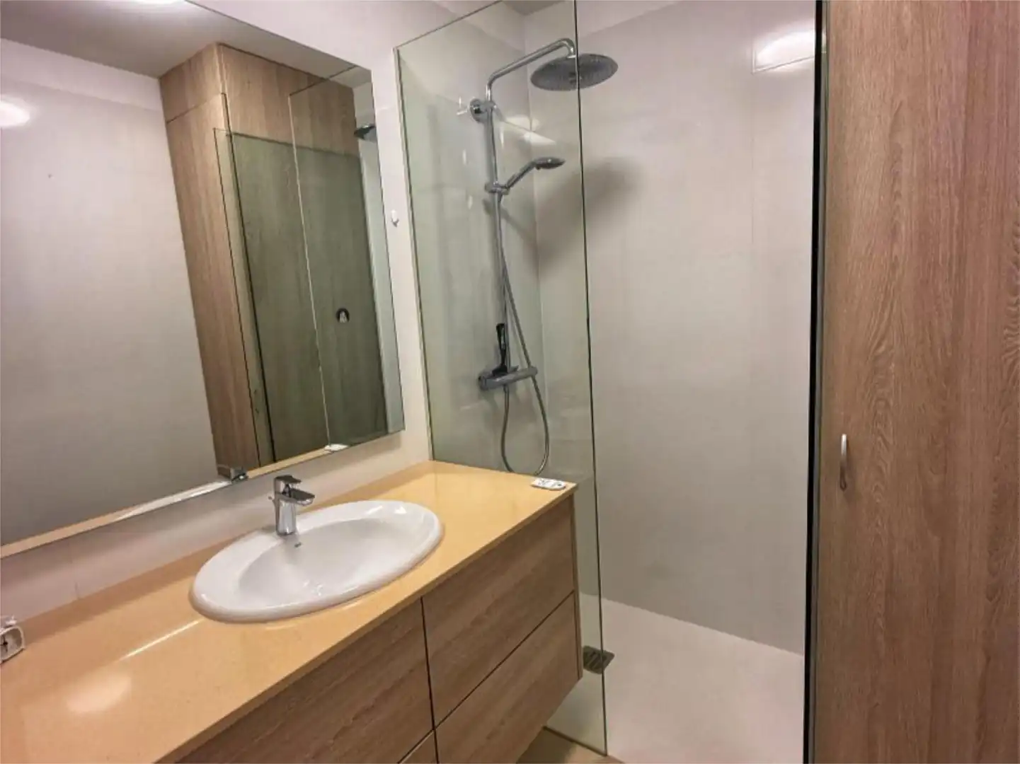 Piso en  Avenida Marqués de Villanueva del Prado 4 - Foto 15