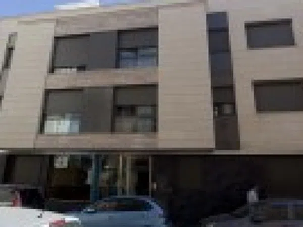 Piso en calle Constancia, 25
