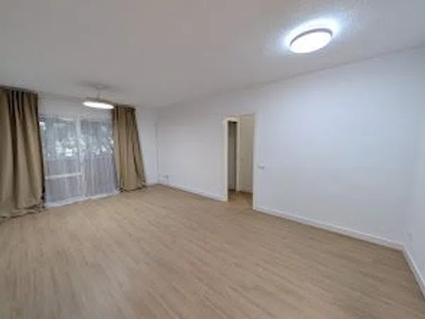 Piso en calle Esperanto, 13