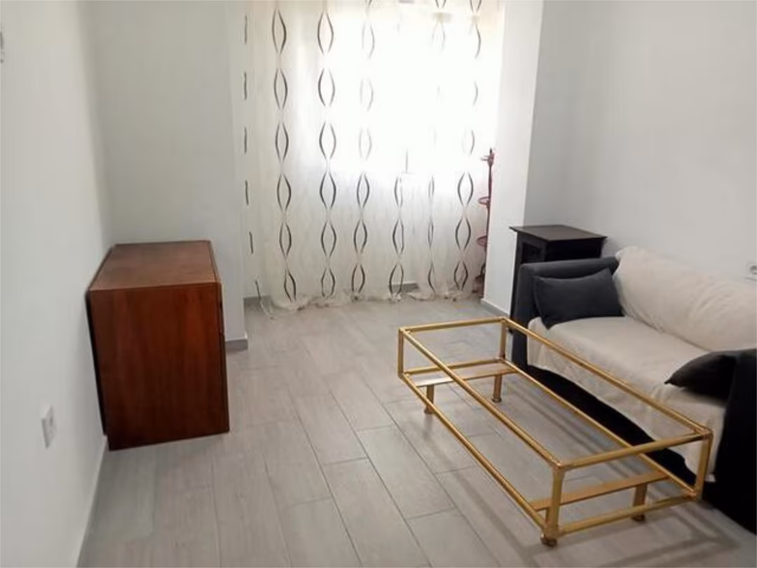 Piso en Carolinas Bajas - Foto 4