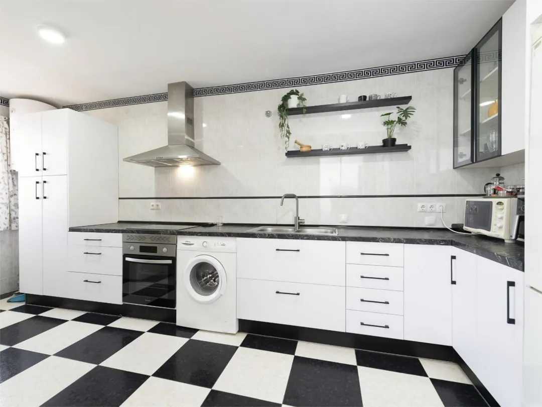 Casa adosada en  Calle Picadero 20 - Foto 6