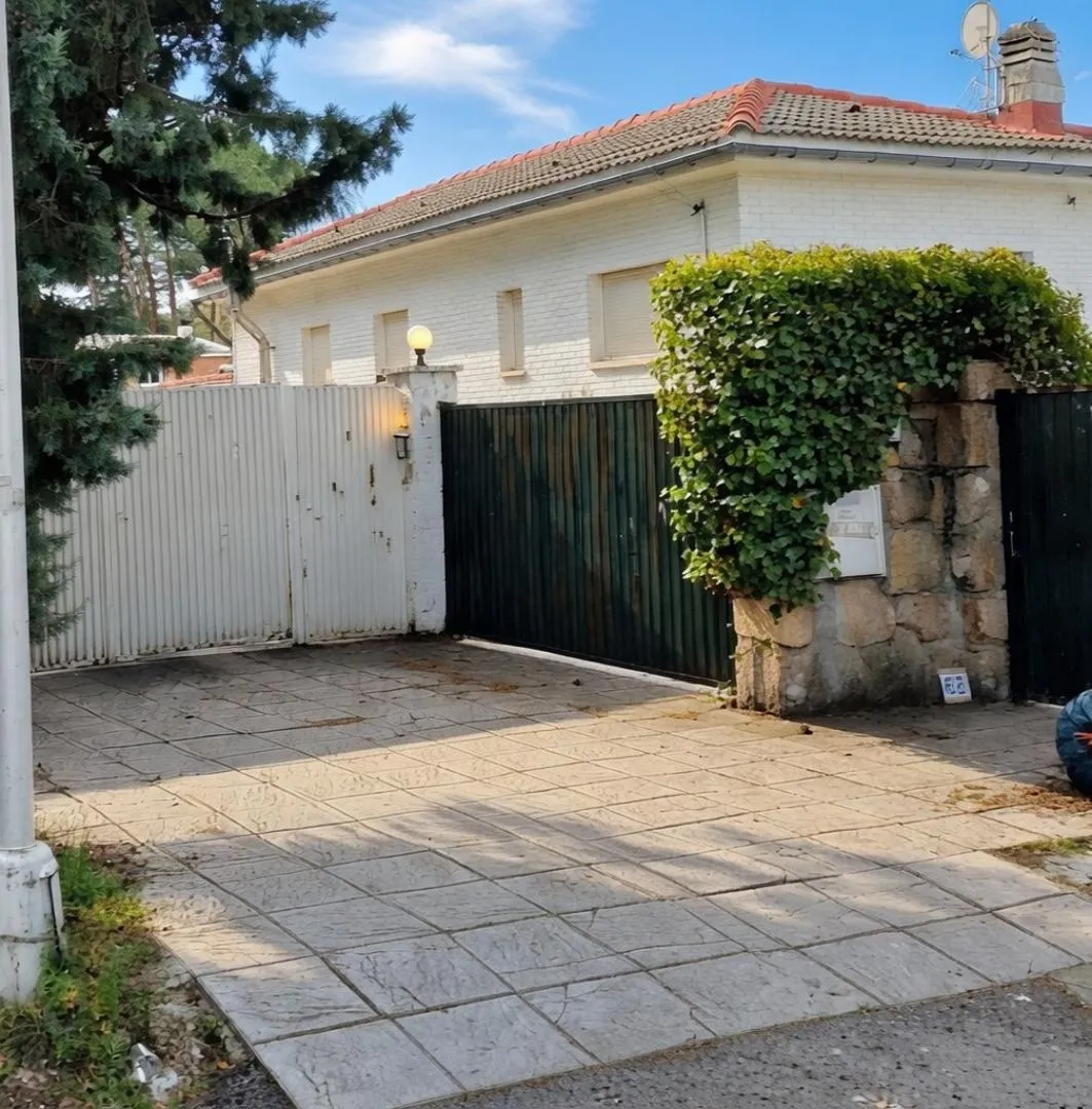 Chalet en  Calle Cinca 6 - Foto 2