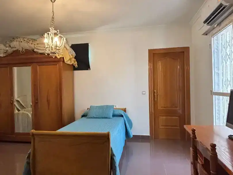 Piso en  Calle Profesor Joaquín Hellín López 3 - Foto 9