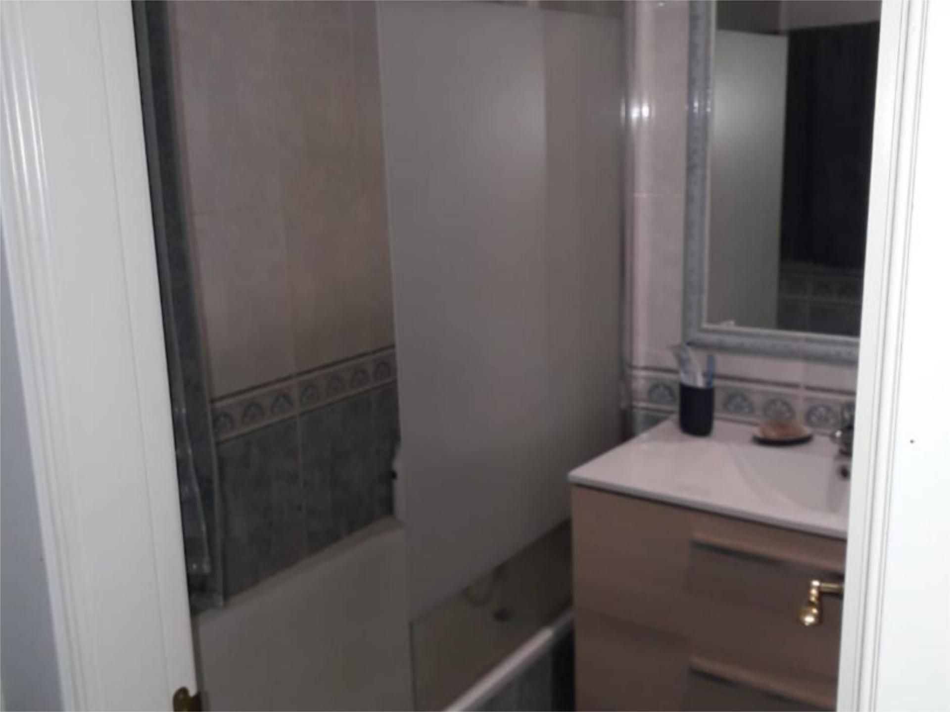 Piso en  Calle de Pedro Alonso 8 - Foto 2