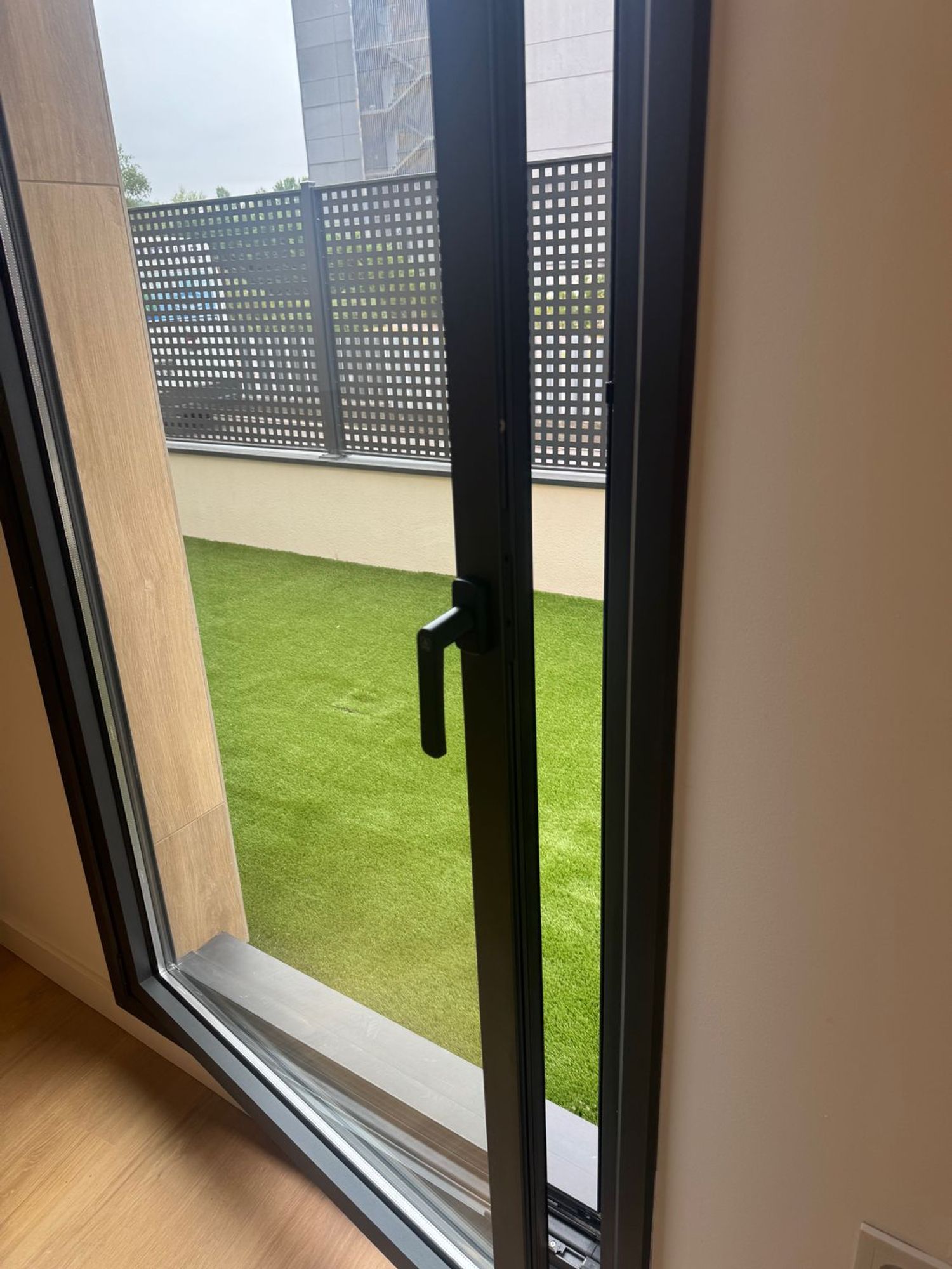 Piso en Calle Viseu, 56, Ciudad Naranco-Prados de La Fuente - Foto 4