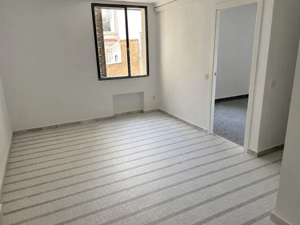 Estudio en Calle de Vilaragut, 4 - Foto 8