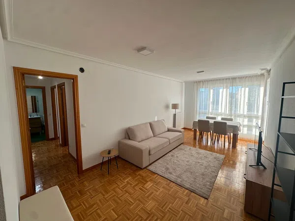 Piso en Avenida de Castilla y León, 16, Plantío - Alcampo, Plantío - Alcampo - Foto 1