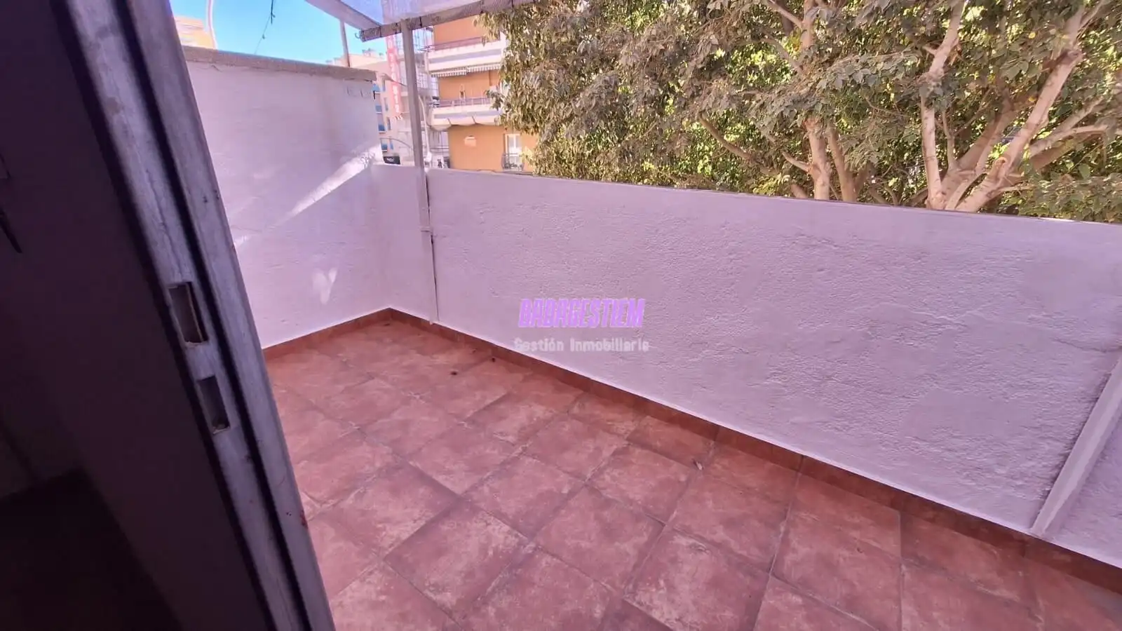 Local comercial en  Avenida Avinguda del Marquès de Mont-roig, 40 - Foto 8