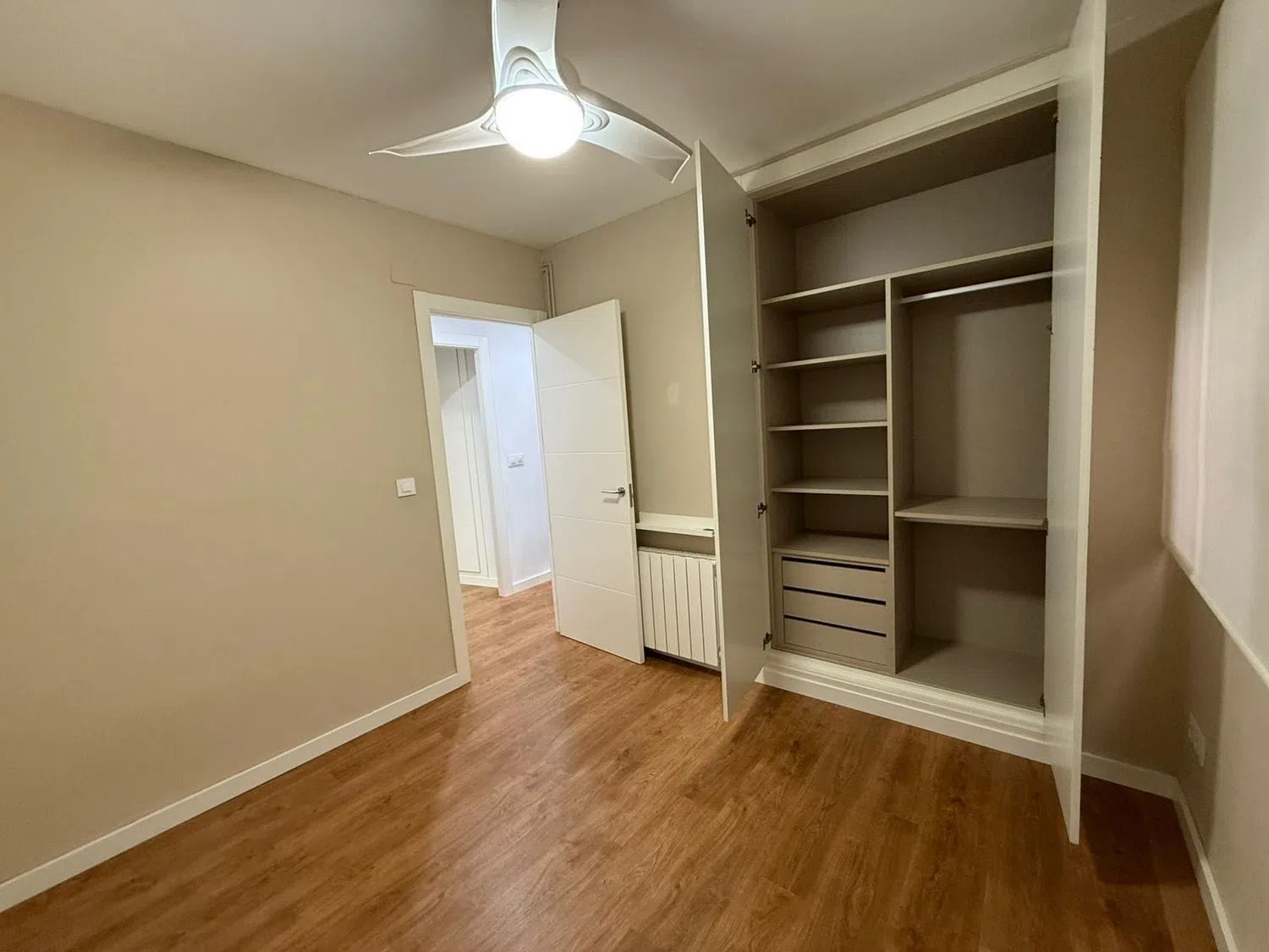 Piso en Barrio Mont-Olivet - Foto 3