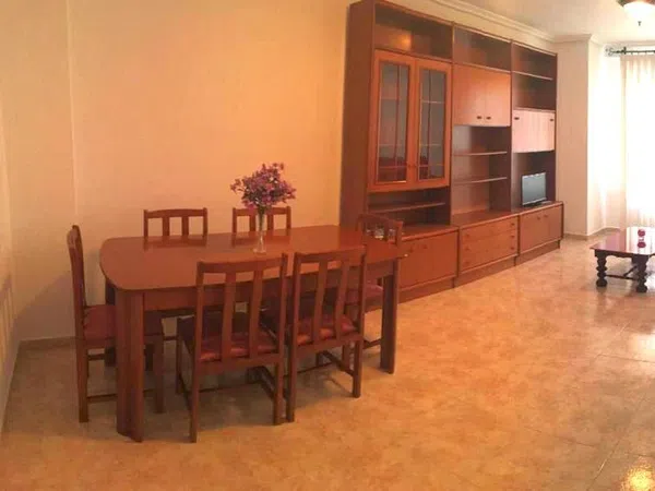 Piso en calle San Cayetano, 27