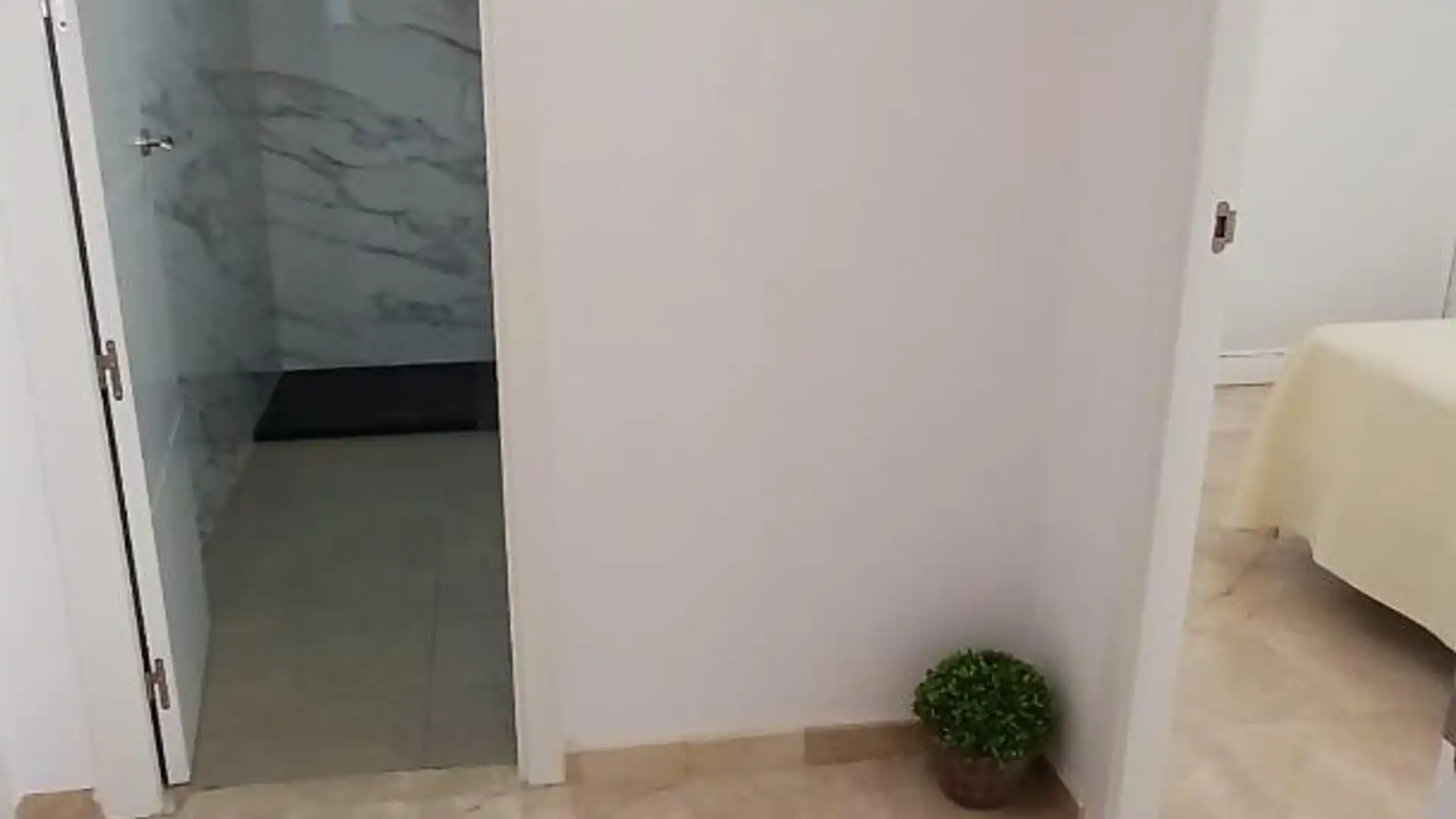 Piso en  Calle del Doce de Octubre 6 - Foto 6