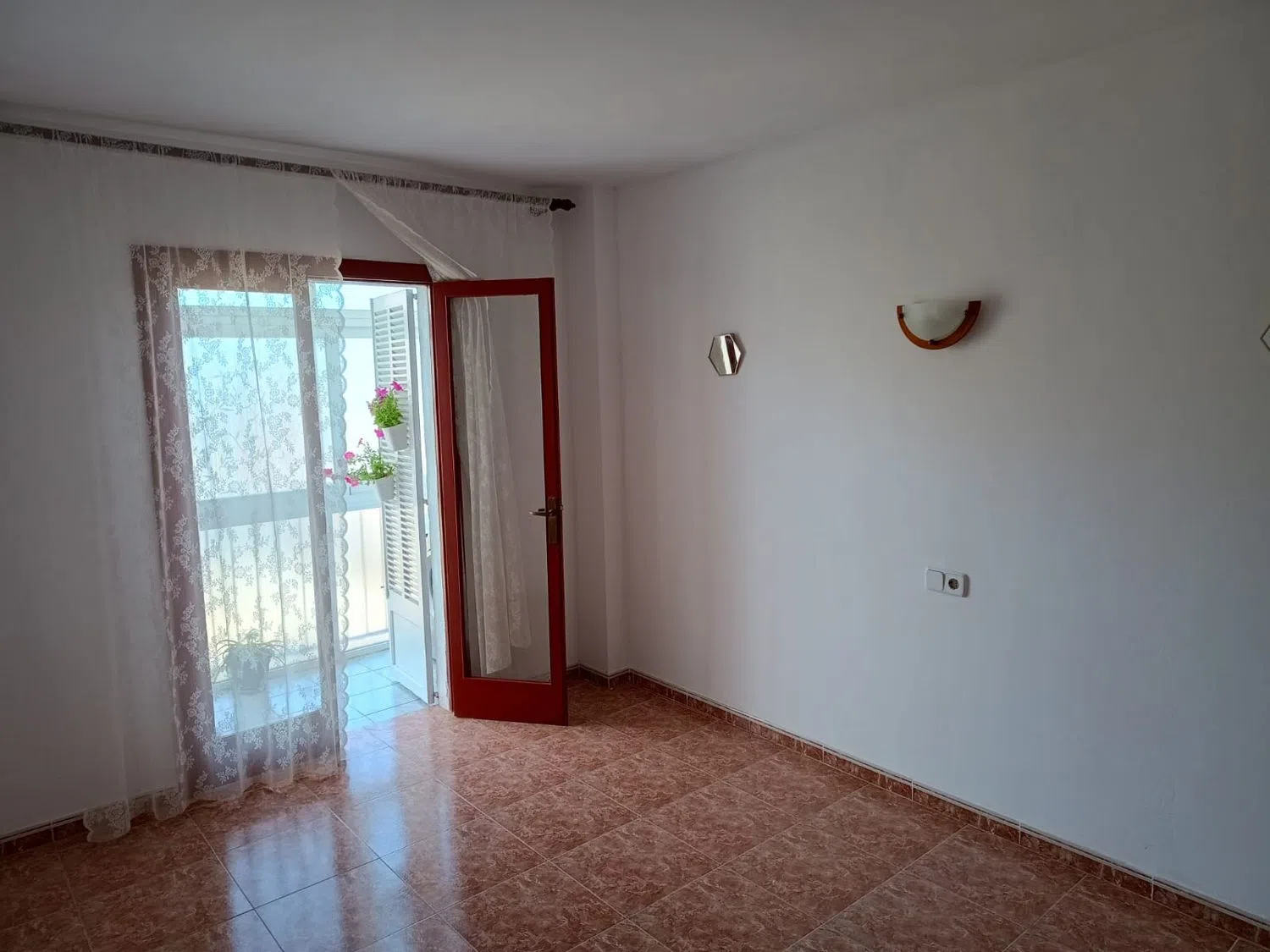 Piso en calle del Cardenal Rossell, 84 2º b - Foto 2