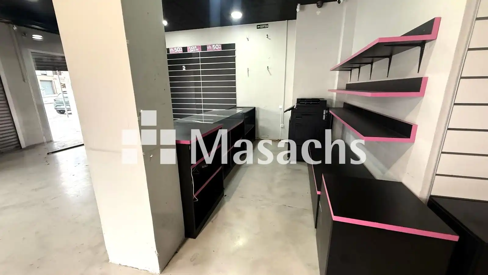 Local comercial en Terrassa - Foto 4