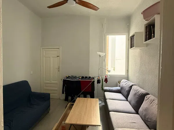 Piso en calle Menorca, 21