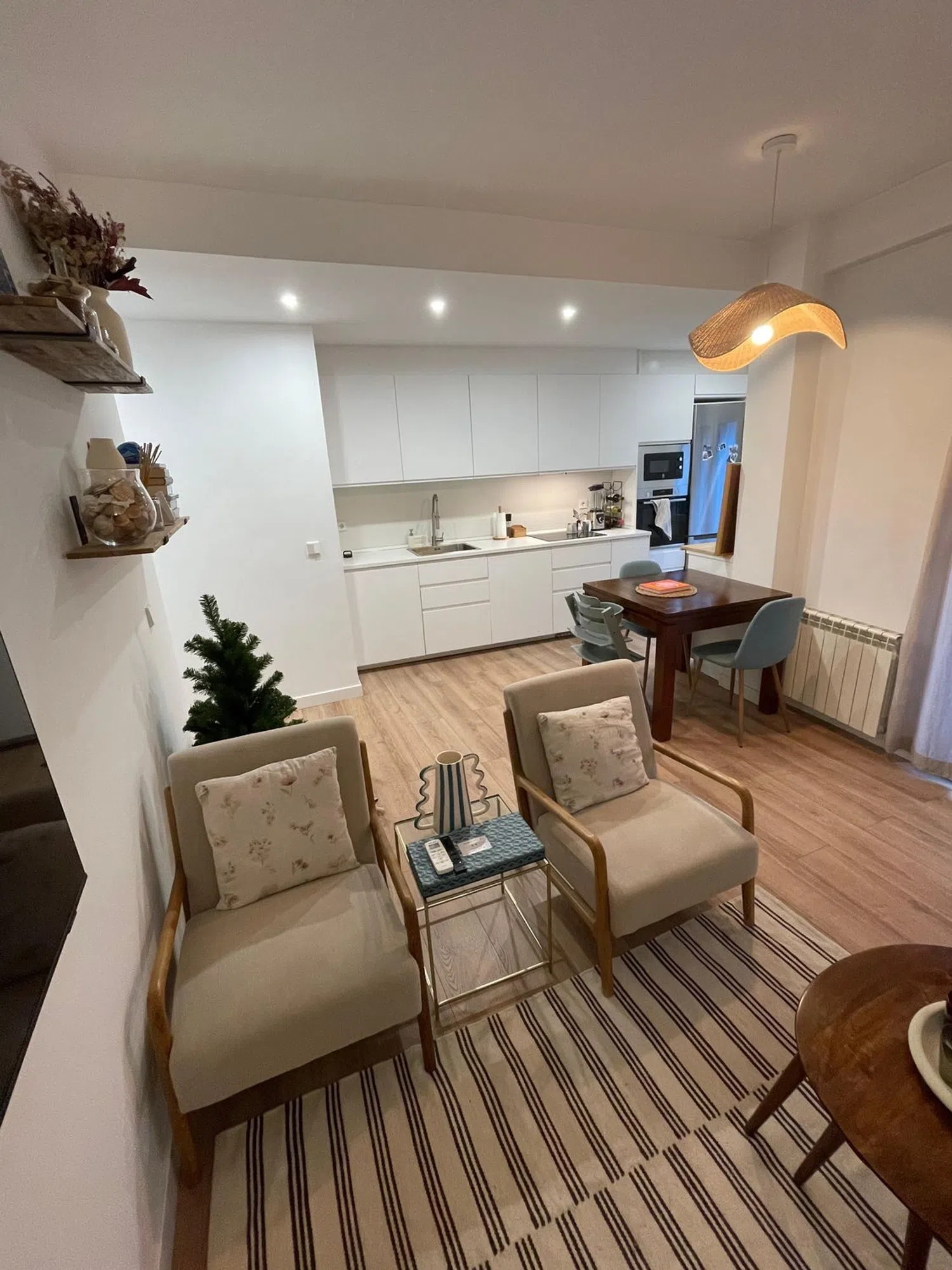 Piso en calle de la Infanta Mercedes, 97 - Foto 23