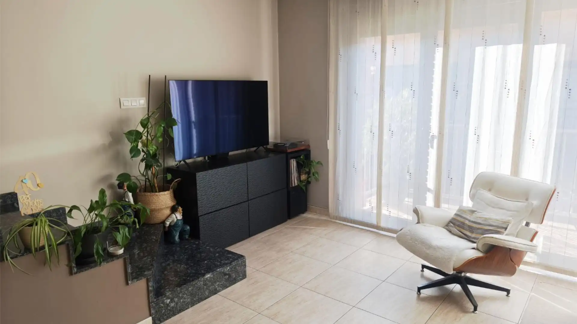 Casa adosada en  Carrer de Rector de Vallfogona 51 - Foto 7