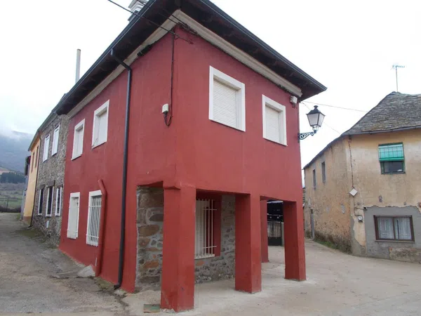 Casa de pueblo en Calle Robledo, 18 - Foto 1