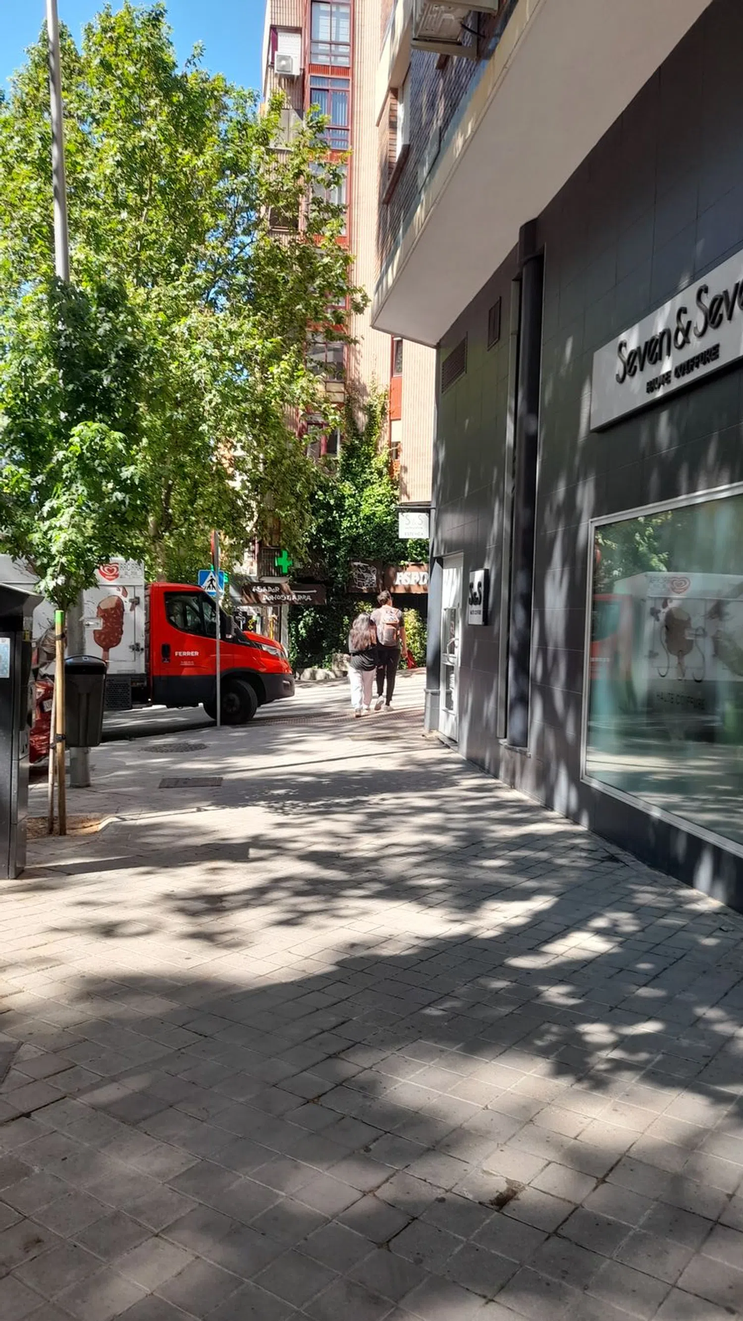 Piso en calle de la Infanta Mercedes, 81 - Foto 25