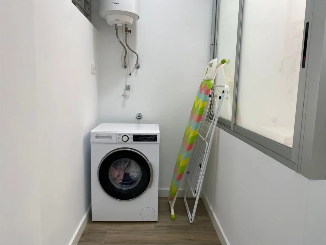 Piso en  Calle la Marina 63 - Foto 5