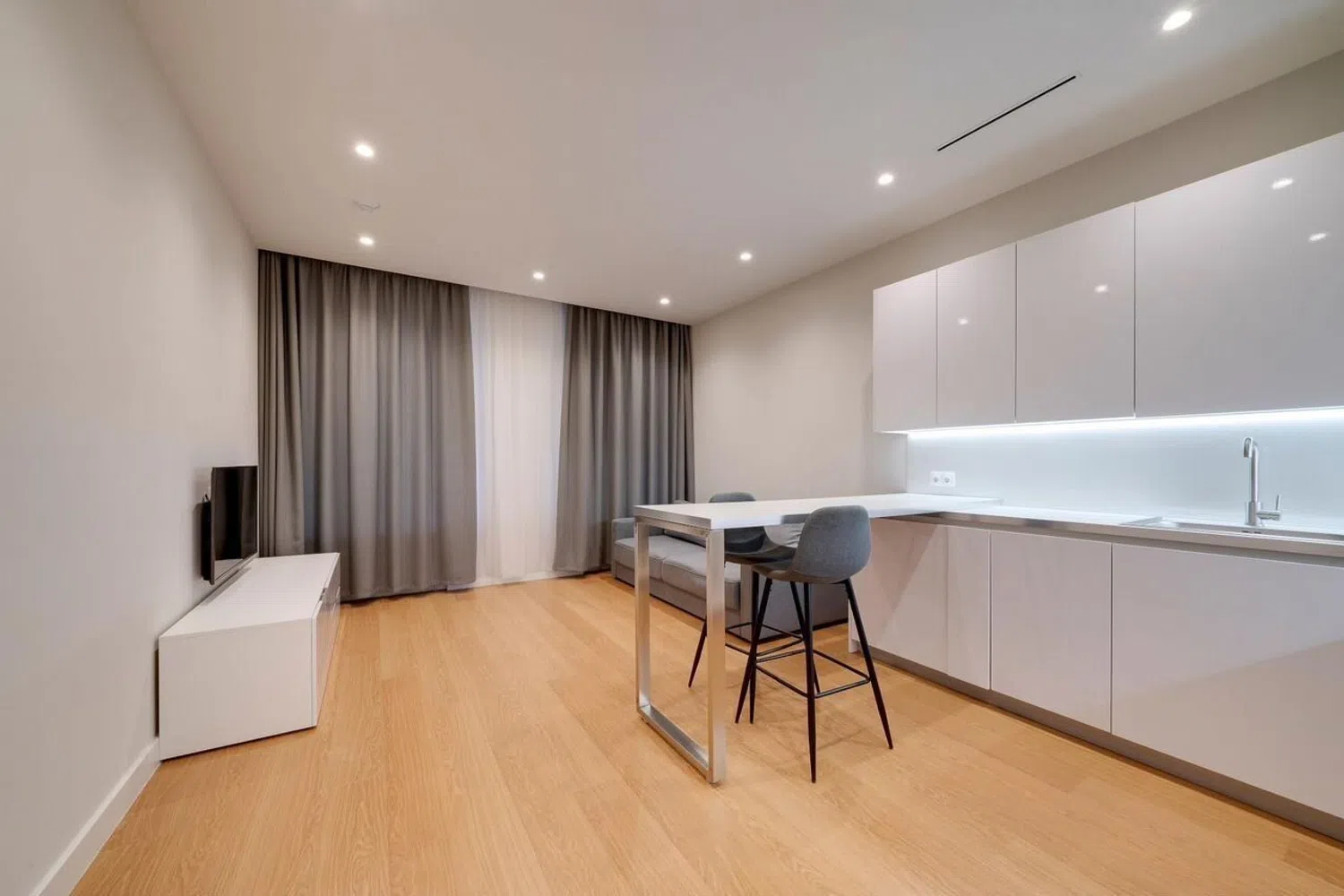 Piso en avenida del Paral·lel, 114 - Foto 5