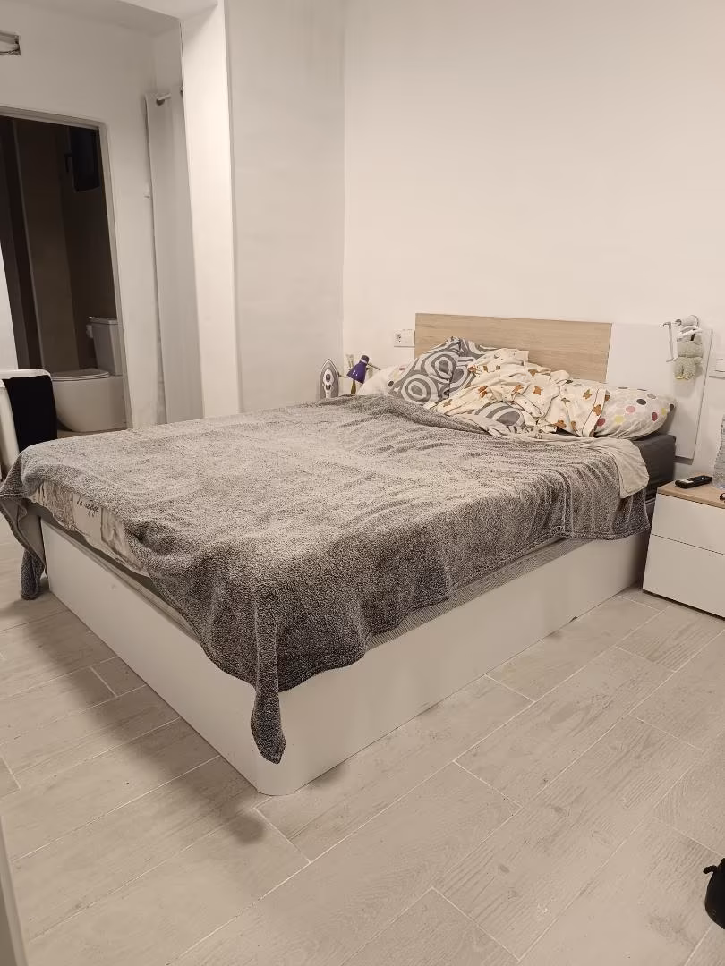 Planta baja en  Carrer de Pere Cabanes 29 - Foto 4