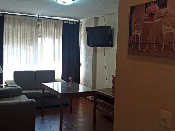 Piso en calle pintor Velázquez, 4 - Foto 1