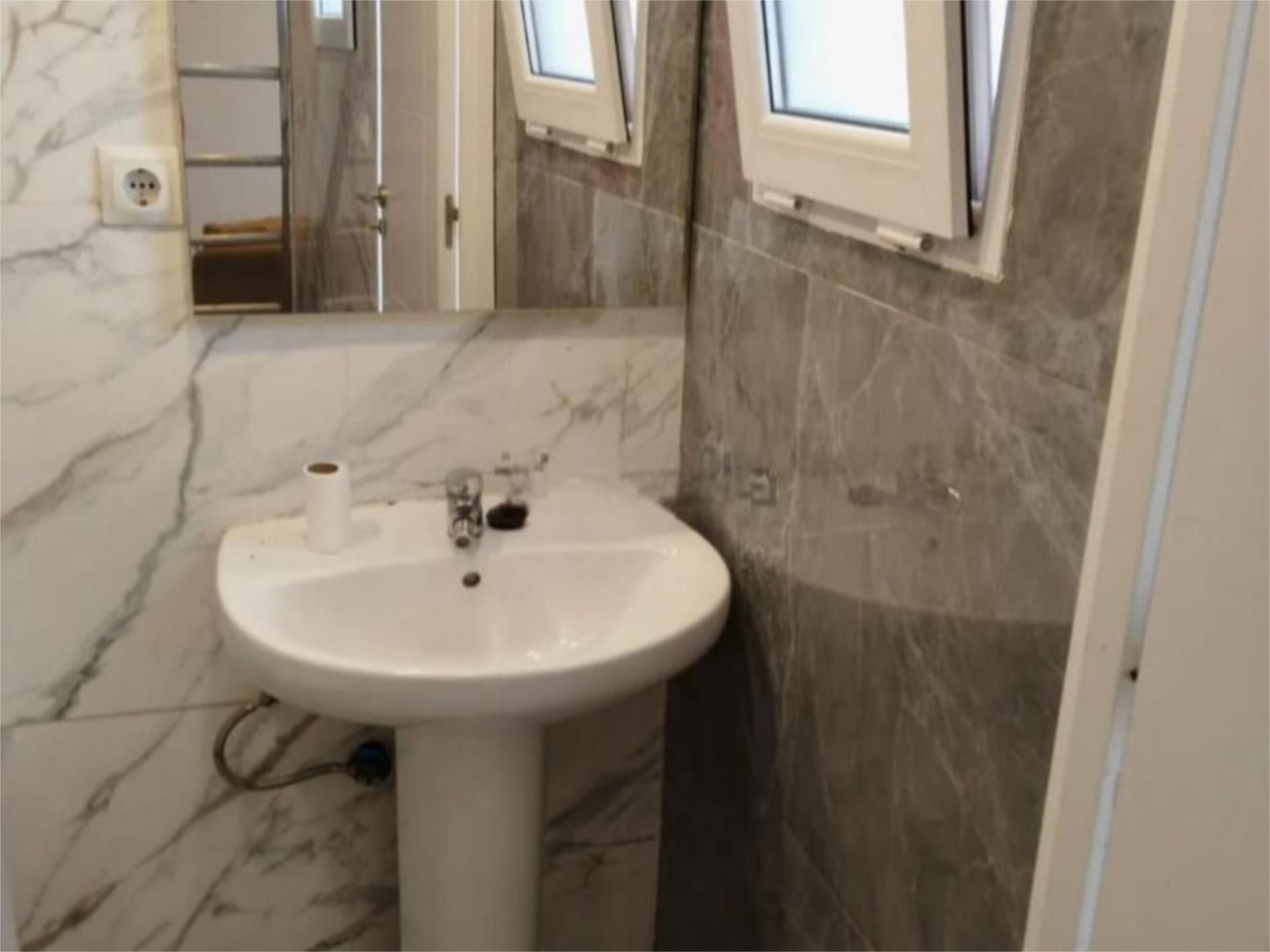 Piso en  Calle de José Serrano 10 - Foto 11