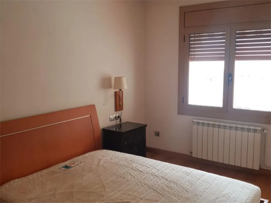 Piso en  Carrer d'Amàlia Soler 97 - Foto 2