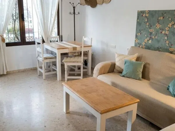 Piso en Calle Obispo Rafael Riario, 3, Pedregalejo - Morlaco - Foto 2