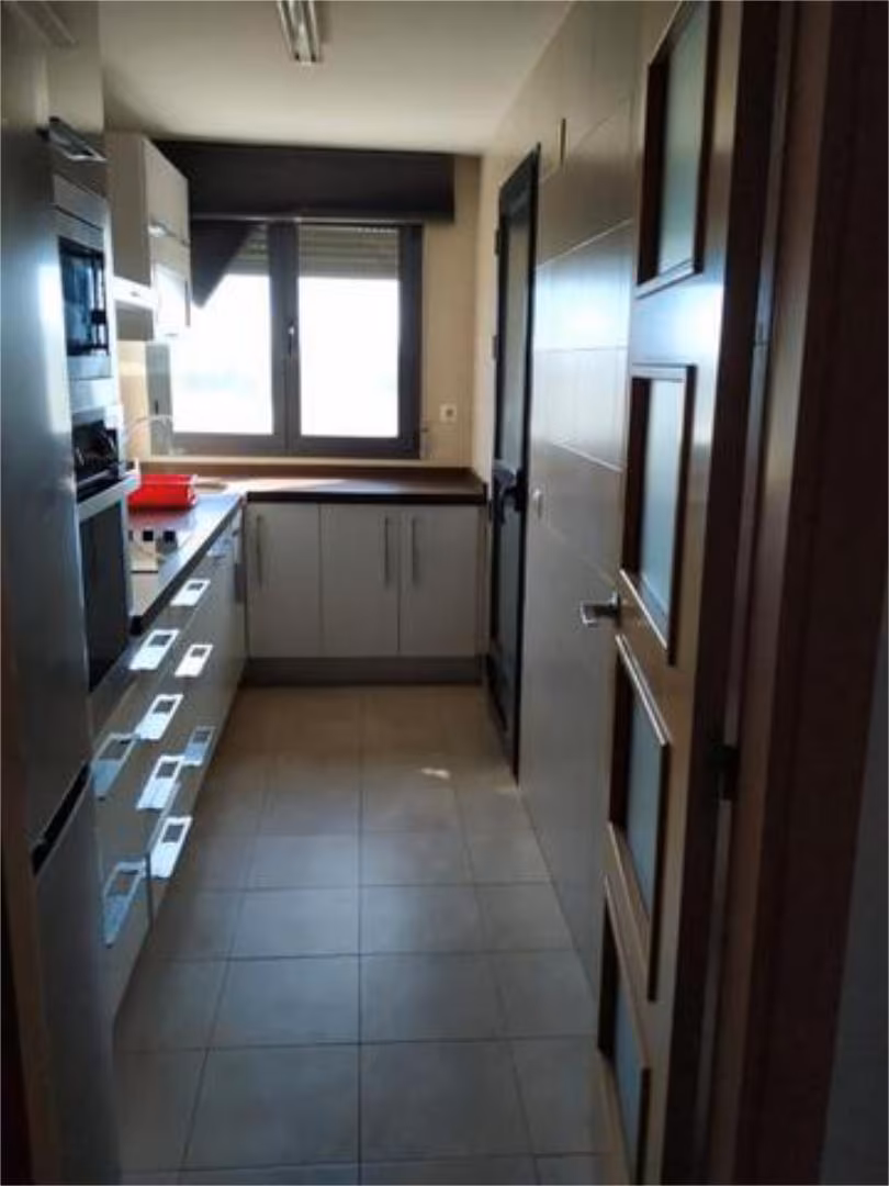 Piso en Calle del pino - Foto 3