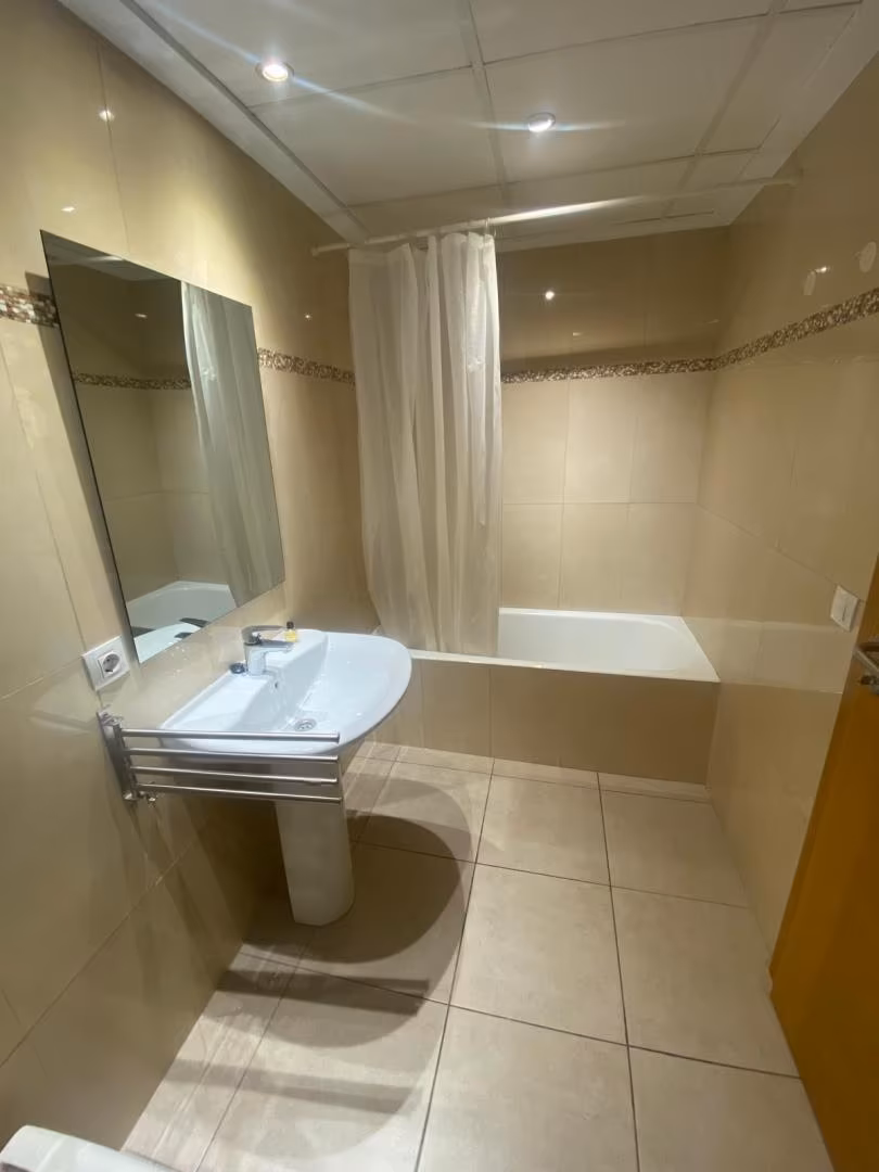 Piso en  Carrer de Can Fonoll 33 - Foto 23