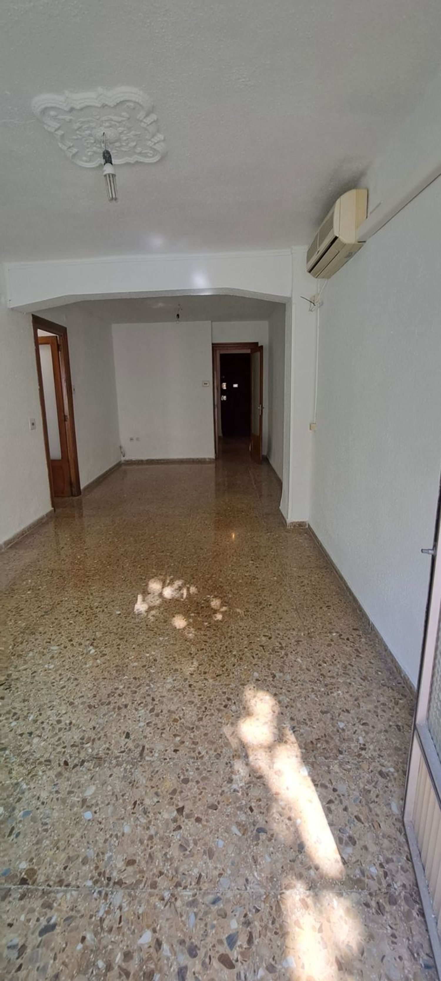Piso en Calle de les Acàcies, 26, Benicalap - Foto 2