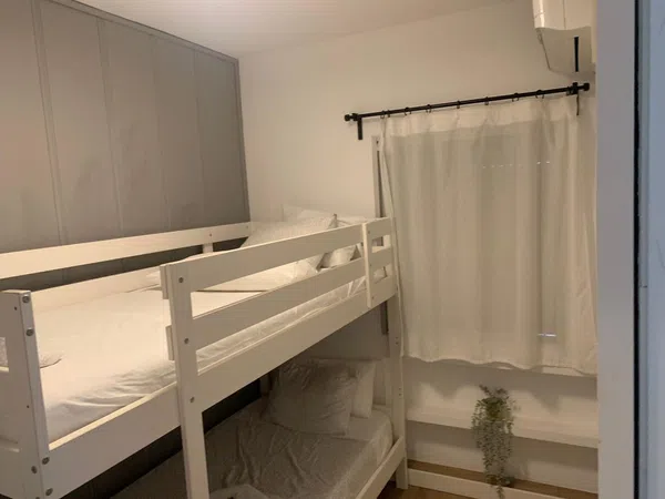 Piso en calle Playa de Chipiona, 5