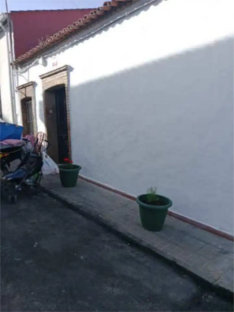 Casa adosada en Calle Barbara - Foto 3