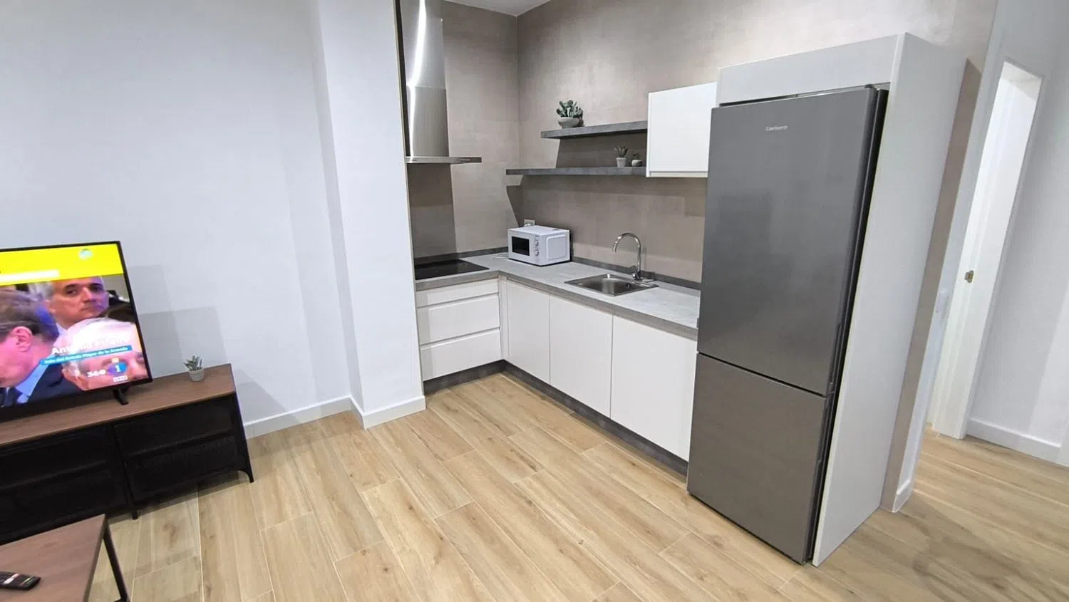 Piso en calle Ángel Falquina, 3 - Foto 3