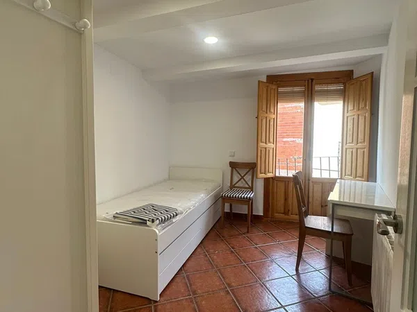 Piso en Calle Alonso de Ojeda, 9, Casco Histórico, Casco Histórico - Foto 1