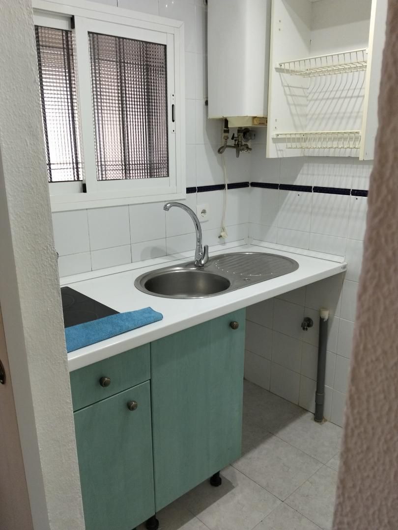 Apartamento en  Calle Cristo del Desamparo y Abandono 1 - Foto 8