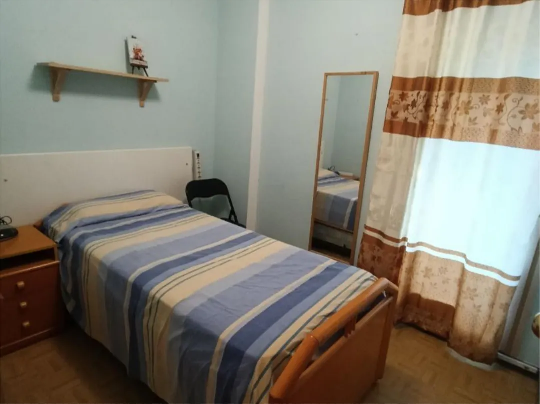 Piso en  Carrer de Cantàbria 18 - Foto 6